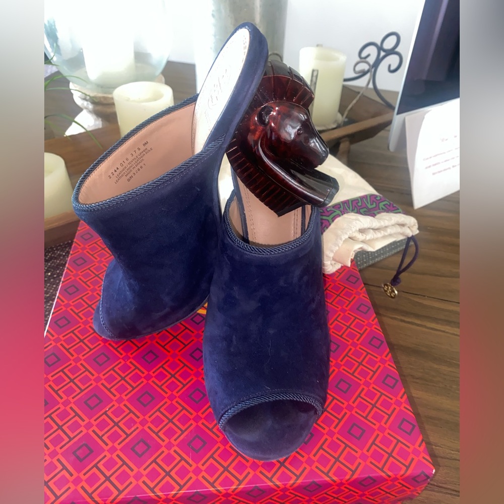 Amazing Tory Burch Horse Heel Mules Sz 8